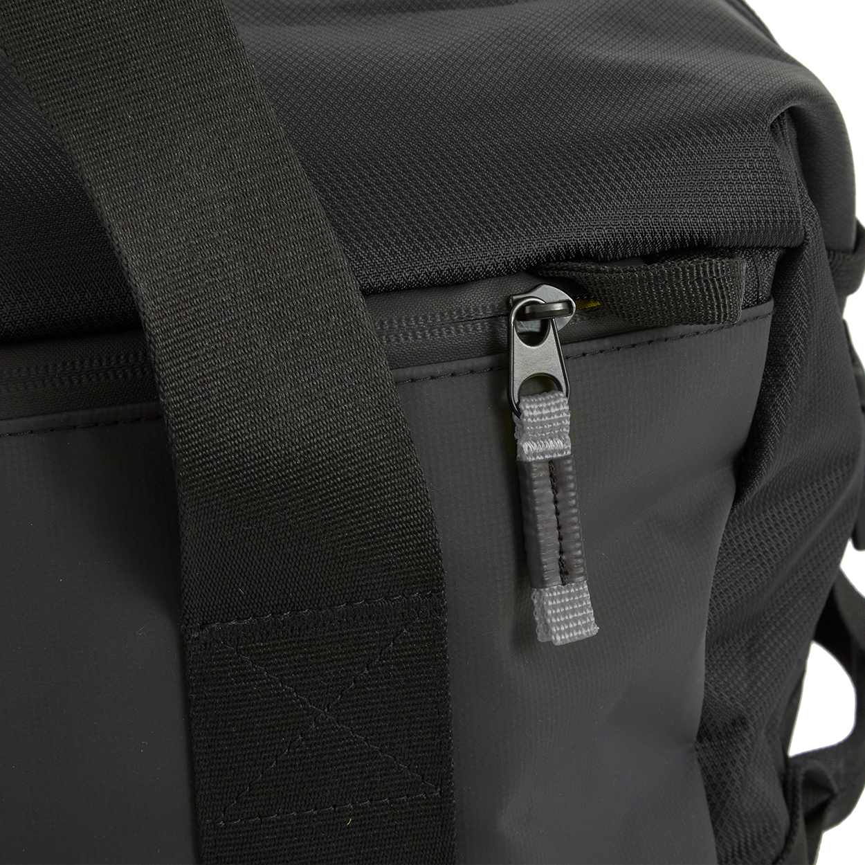 BAUER ELITE DUFFLE BAG