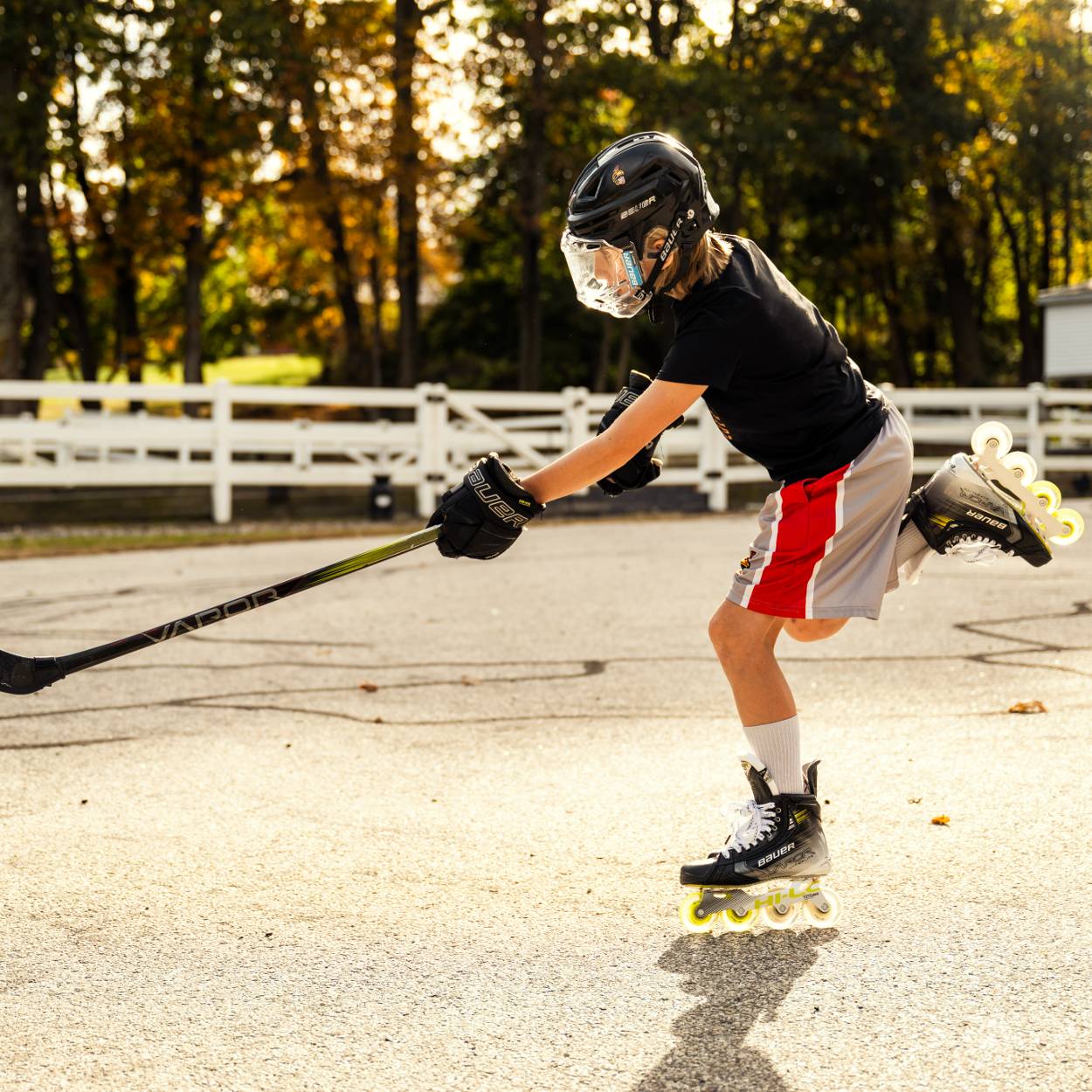 BAUER VAPOR HYPERLITE 2 ROLLER HOCKEY SKATE SENIOR